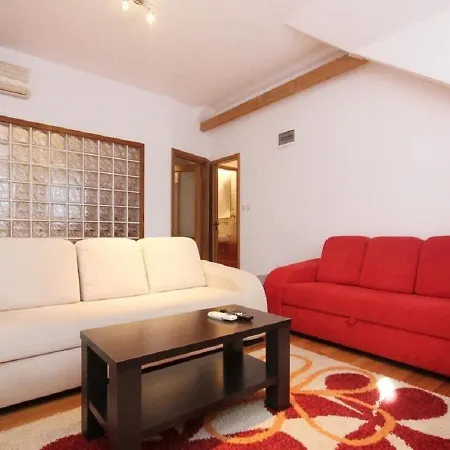 Apartmán Nevenkos - 20 M From