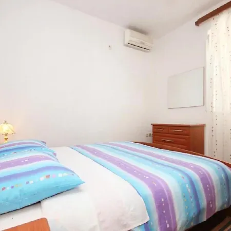 Apartmán Nevenkos - 20 M From Kuciste